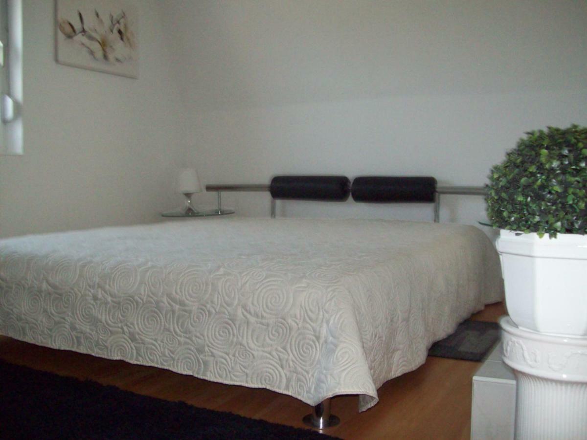 Ferienhaus Am Plattensee บาลาตอนมารีอาเฟือร์เดอ ภายนอก รูปภาพ